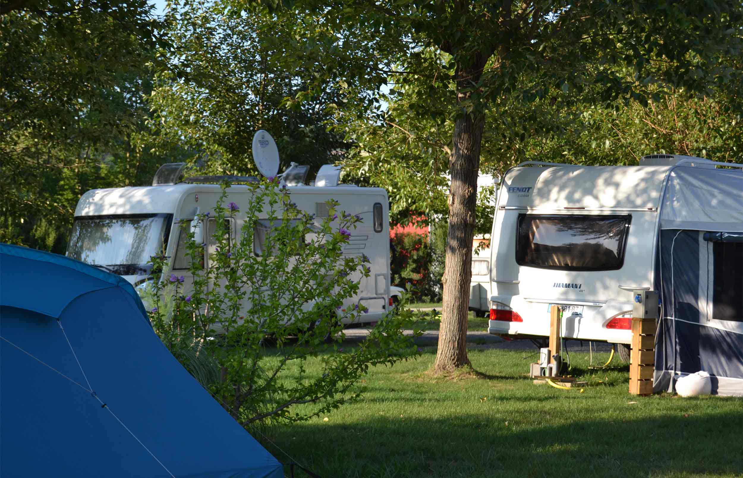 camping caravaning hasparren