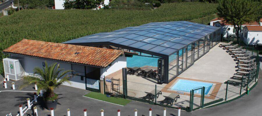 piscine couverte pays basque